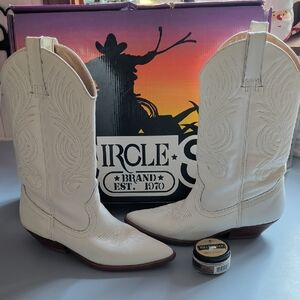 Circle S White Cowboy Boots vintage 8 1/2